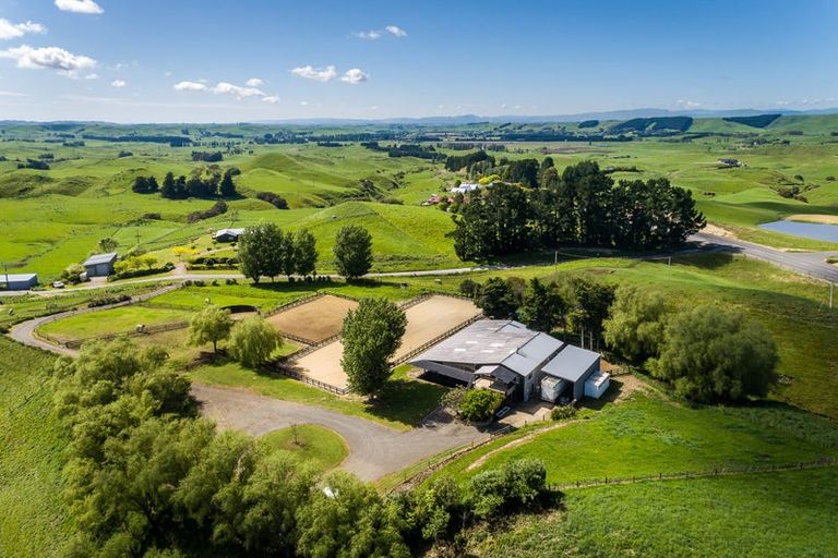 Photo of property in 1268 Taihape Road, Sherenden, Hastings, 4179