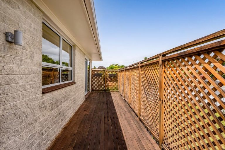 Photo of property in 147 Govett Avenue, Frankleigh Park, New Plymouth, 4310