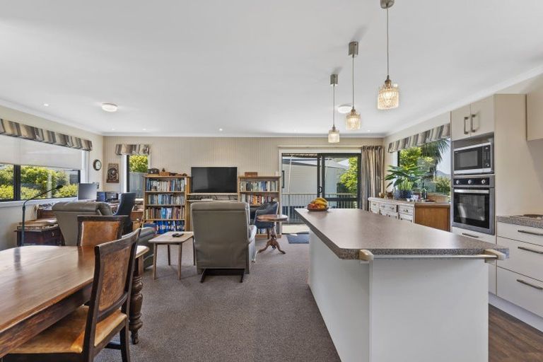 Photo of property in 247b Waikawa Road, Waikawa, Picton, 7220