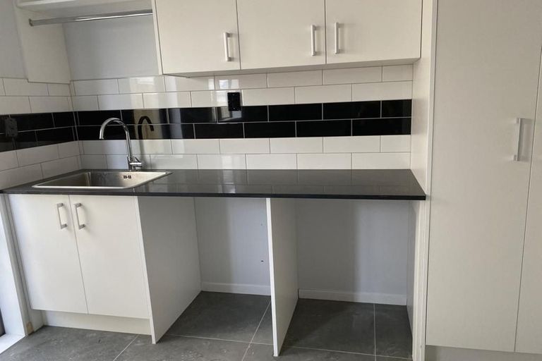 Photo of property in 5c Reding Street, Takanini, 2112