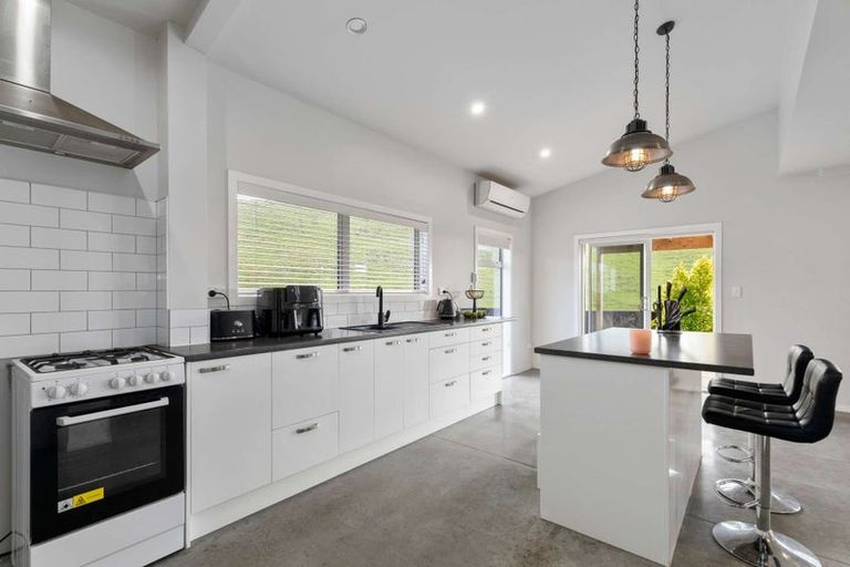 Photo of property in 48 Binns Road, Karioitahi, Waiuku, 2683