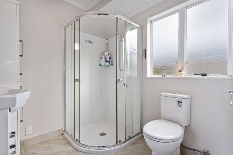 Photo of property in 3 Martin Jugum Lane, Ranui, Auckland, 0612