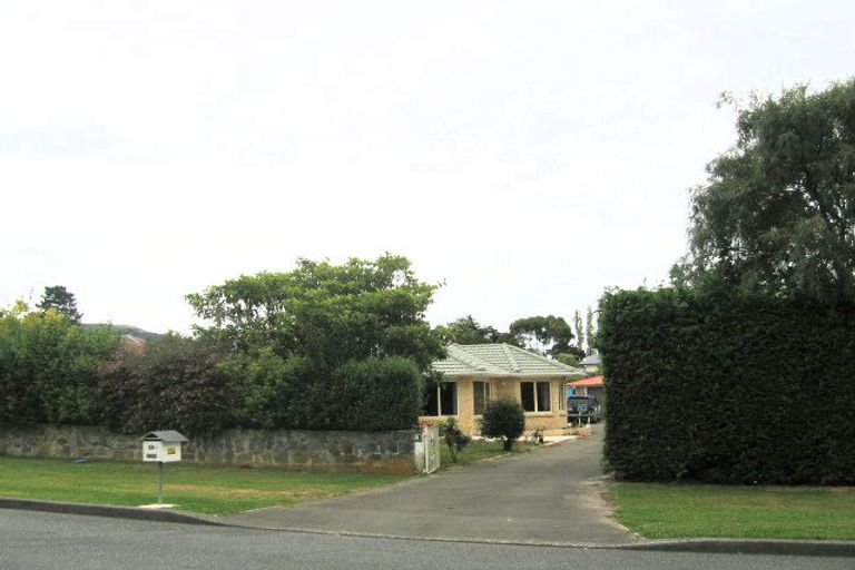 Photo of property in 18 Maclaren Street, Maymorn, Upper Hutt, 5018