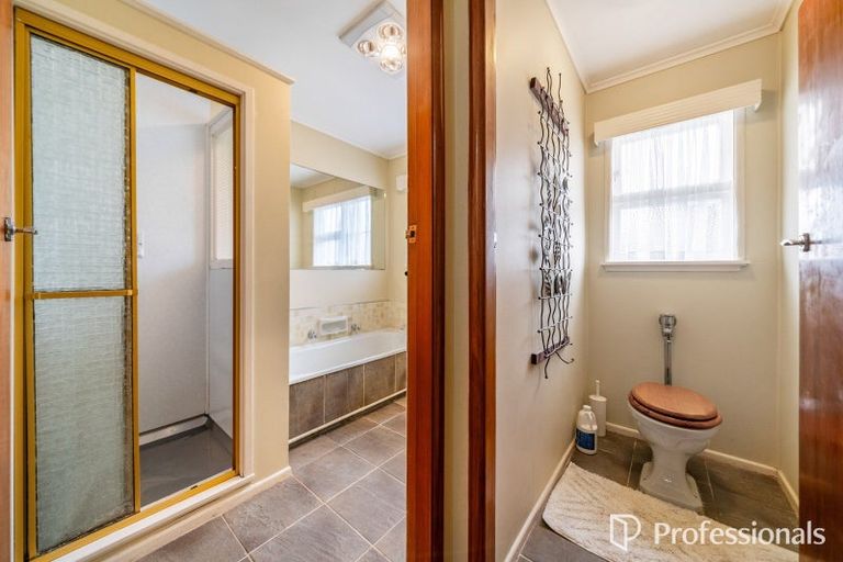 Photo of property in 9 Hugh Duncan Street, Haywards, Lower Hutt, 5018