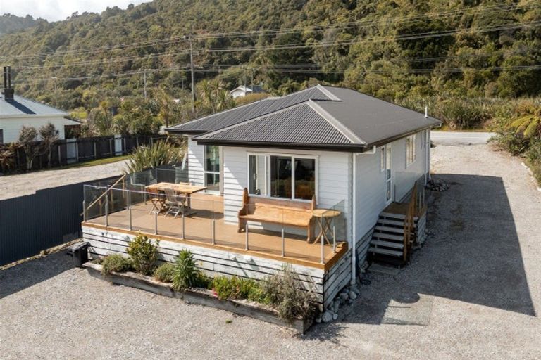 Photo of property in 145 Torea Street, Granity, 7823