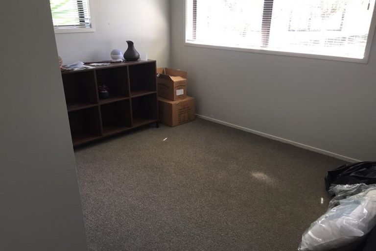 Photo of property in 59b Seaview Road, Marfell, New Plymouth, 4310