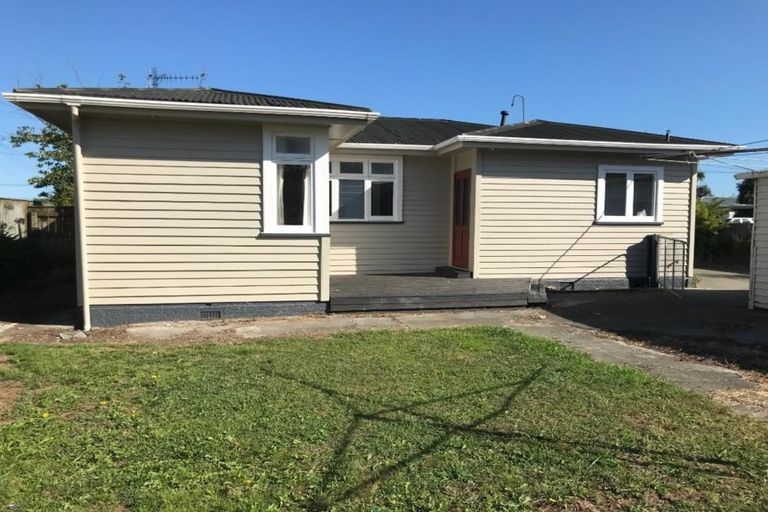 Photo of property in 138 Weraroa Road, Levin, 5510