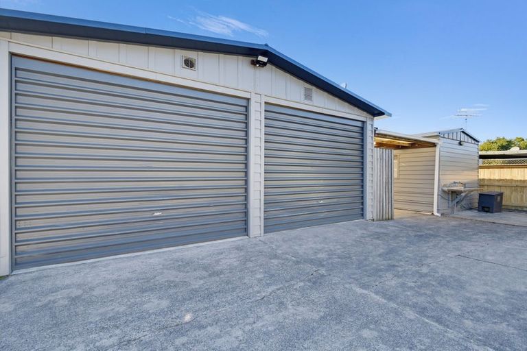 Photo of property in 223 Parkhurst Road, Parakai, 0830