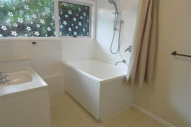 Photo of property in 35c Clearmont Crescent, Blagdon, New Plymouth, 4310