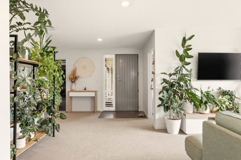 Photo of property in 11 Coutts Street, Papamoa Beach, Papamoa, 3118