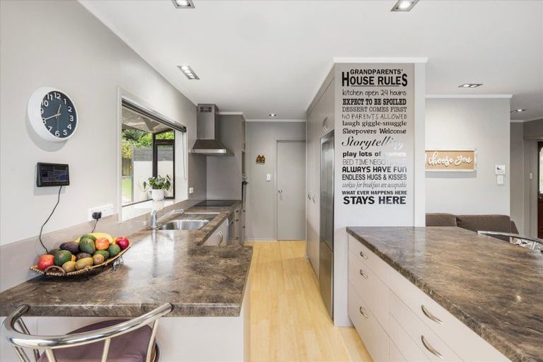 Photo of property in 395 Welcome Bay Road, Welcome Bay, Tauranga, 3112