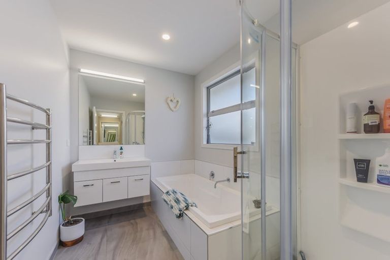 Photo of property in 26 Katania Heights, Brightwater, 7022