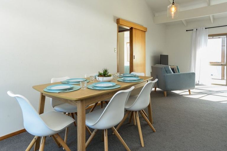 Photo of property in 23 Roslyn Road, Bluff Hill, Napier, 4110