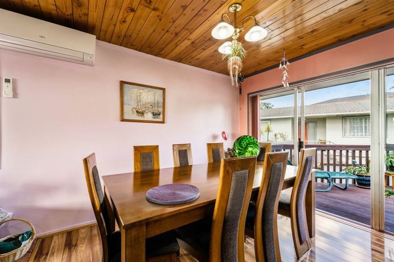 Photo of property in 7 Fairway Avenue, Red Beach, 0932