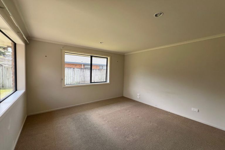 Photo of property in 17 Arundel Place, Nawton, Hamilton, 3200