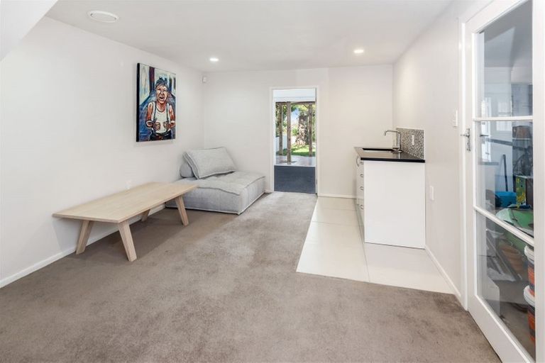 Photo of property in 80 Alexander Street, Cockle Bay, Auckland, 2014