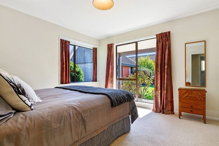 Photo of property in 470 Avonhead Road, Avonhead, Christchurch, 8042