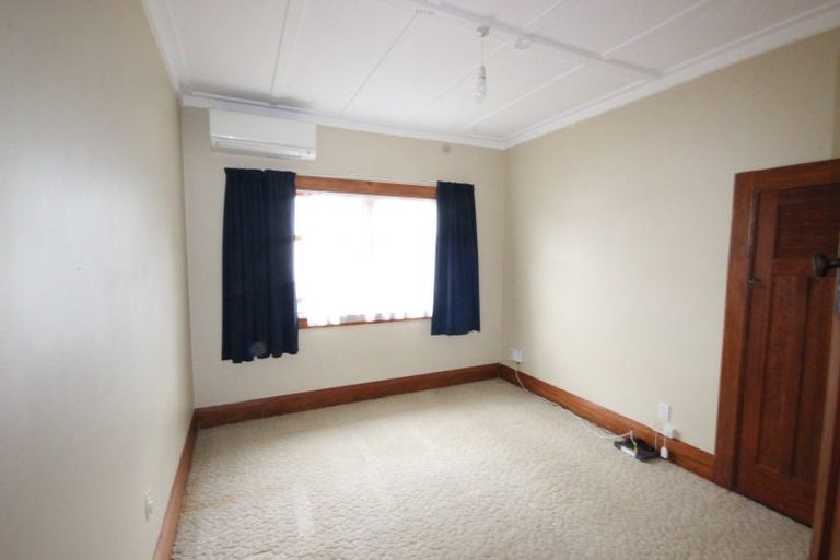 Photo of property in 39 South Street, West End, Palmerston North, 4410