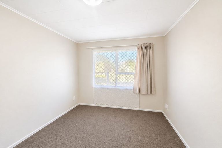 Photo of property in 13 Duggan Avenue, Mangere, Auckland, 2022