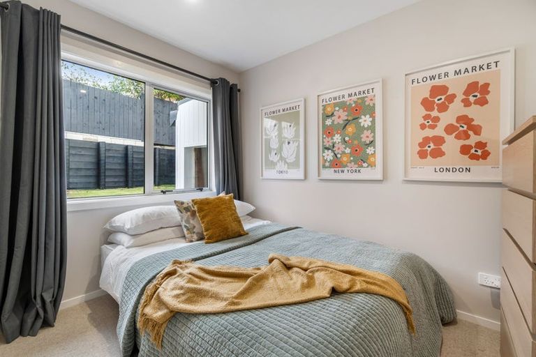 Photo of property in 2/321 Triangle Road, Massey, Auckland, 0614