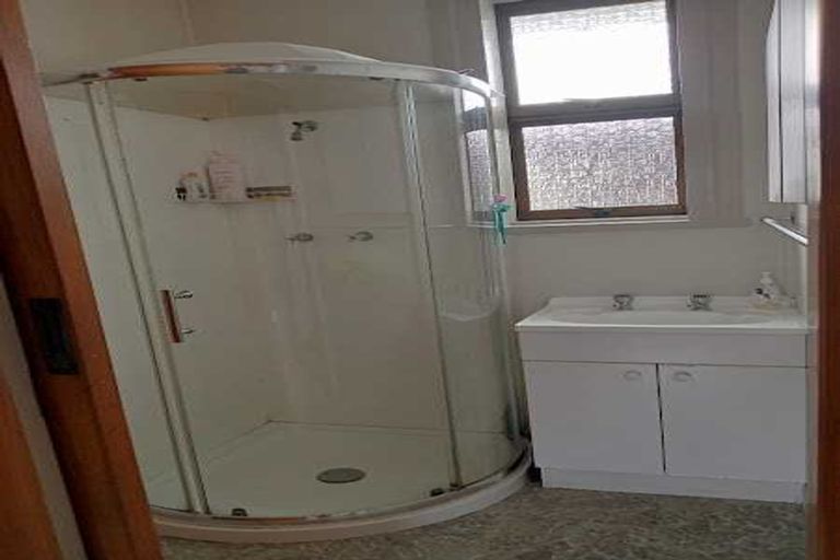 Photo of property in 65 Punga Street, Tangimoana, 4822