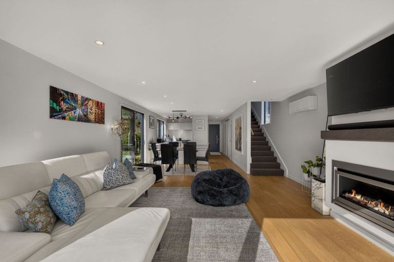 Photo of property in 25 Double Cone Road, Jacks Point, Queenstown, 9371
