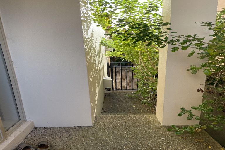 Photo of property in 38 Nautilus Drive, Gulf Harbour, Whangaparaoa, 0930