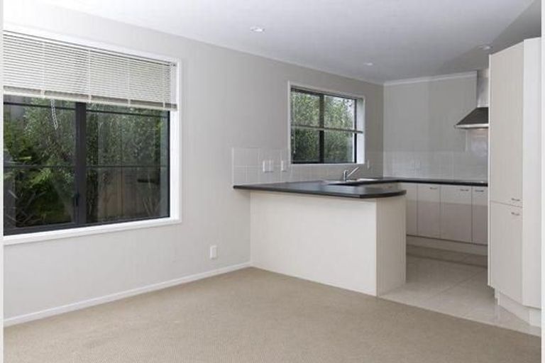 Photo of property in 4 Reefton Place, Flat Bush, Auckland, 2019