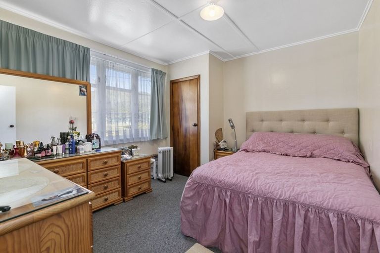 Photo of property in 310 George Street, Stokes Valley, Lower Hutt, 5019