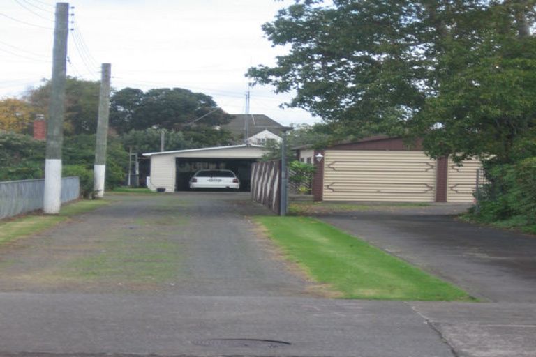 Photo of property in 13a Kimpton Road, Papatoetoe, Auckland, 2025