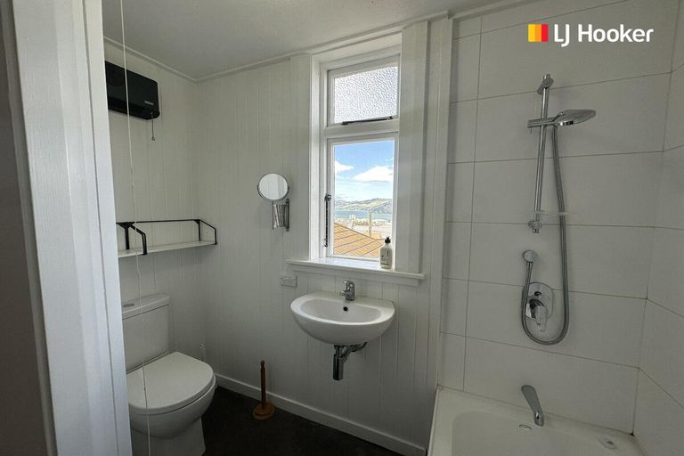 Photo of property in 30 Russell Street, Dunedin Central, Dunedin, 9016