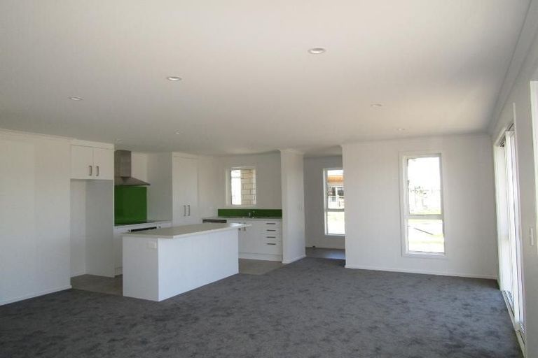 Photo of property in 35 Harakeke Drive, Wharewaka, Taupo, 3330