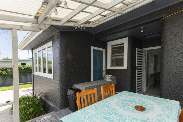 Photo of property in 14 Muir Street, Te Hapara, Gisborne, 4010