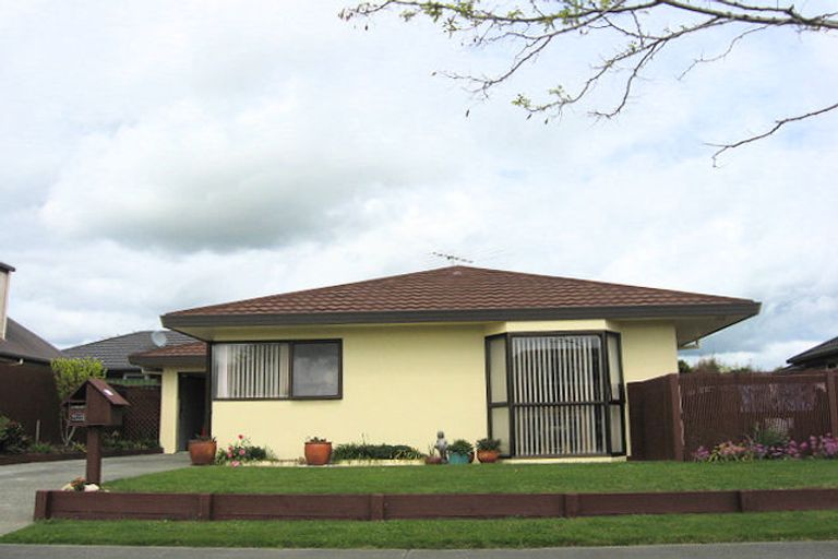 Photo of property in 2/15 Stead Crescent, Stoke, Nelson, 7011