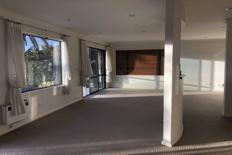 Photo of property in 34 Sea Spray Drive, Bucklands Beach, Auckland, 2012