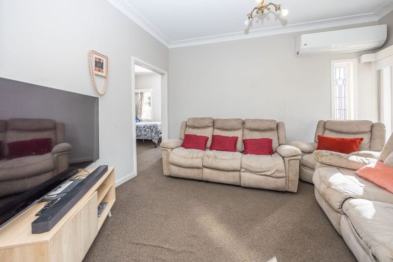 Photo of property in 15 Carey Street, Maeroa, Hamilton, 3200