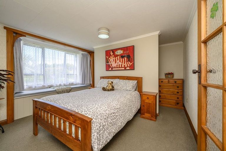 Photo of property in 76 Brooklands Road, Brooklands, New Plymouth, 4310