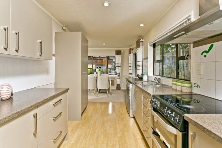 Photo of property in 1/207 Manuka Road, Bayview, Auckland, 0629