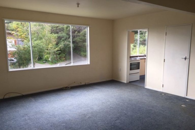 Photo of property in 13 Haven Grove, Naenae, Lower Hutt, 5011
