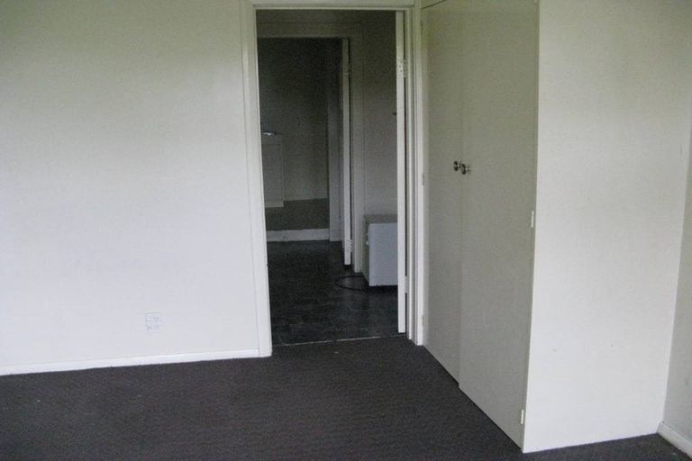 Photo of property in 1/13 Garden Road, Northland, Wellington, 6012