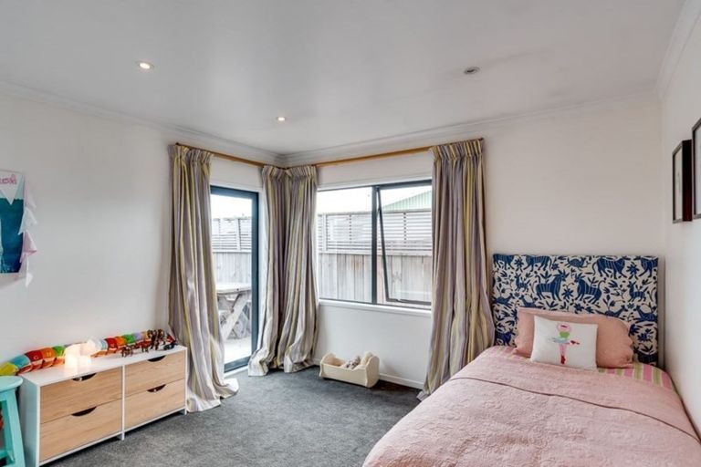 Photo of property in 15 Carl Avenue, Havelock North, 4130