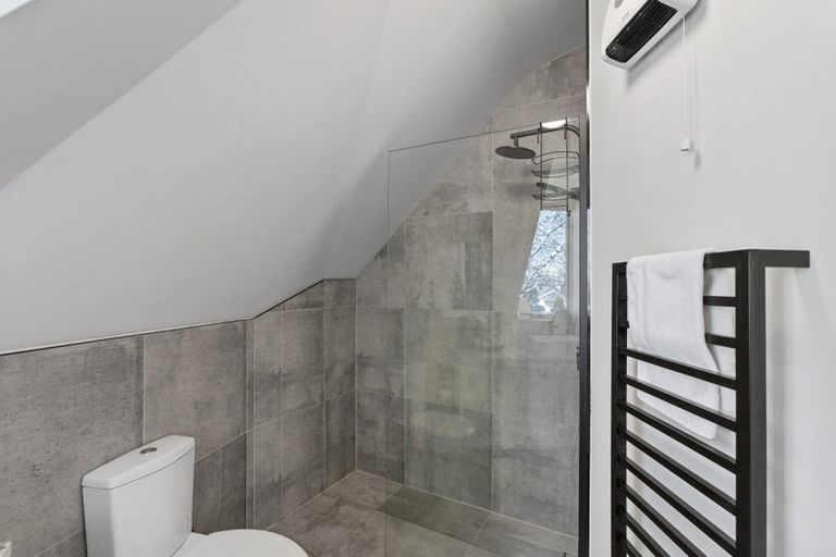 Photo of property in 1/280 Memorial Avenue, Burnside, Christchurch, 8053