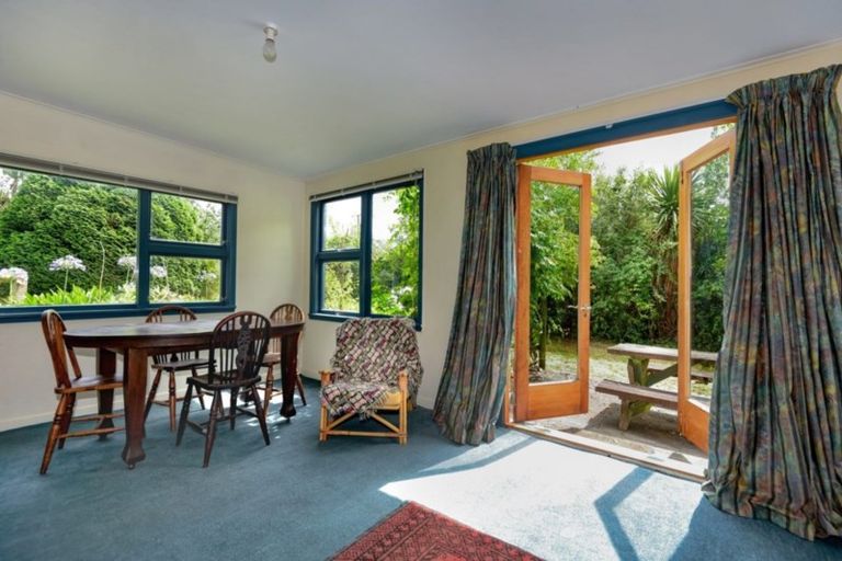 Photo of property in 340 Whitecliffs Road, Whitecliffs, Coalgate, 7673