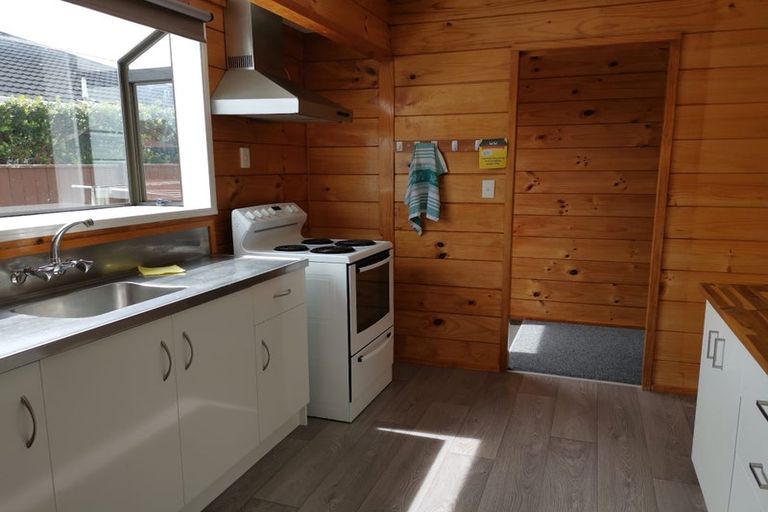 Photo of property in 305 Maungaraki Road, Maungaraki, Lower Hutt, 5010