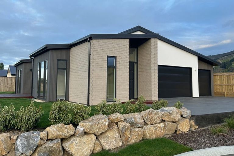 Photo of property in 38 Greenway Crescent, Hope, Richmond, 7020