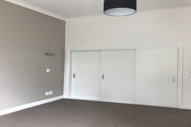 Photo of property in 147 Tasman Street, Mount Cook, Wellington, 6021