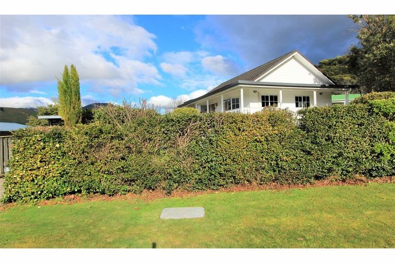 Photo of property in 11 Lawrence Street, Havelock, 7100