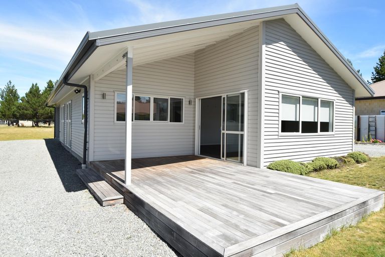 Photo of property in 62 Rhoboro Road, Twizel, 7901