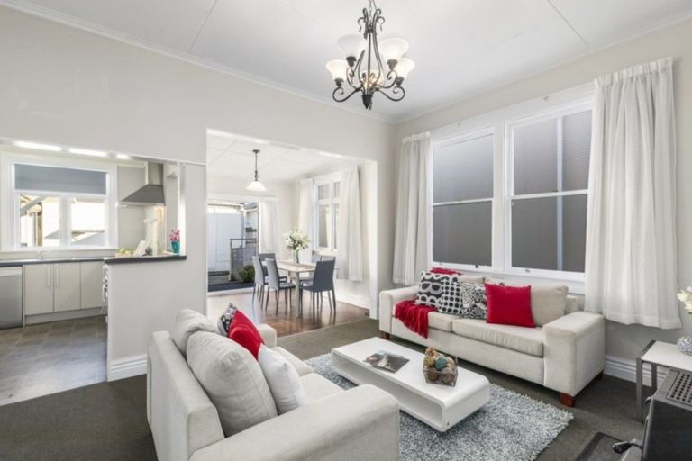 Photo of property in 386 Jackson Street, Petone, Lower Hutt, 5012