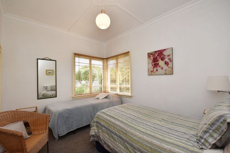 Photo of property in 19 Herriot Street, Richmond, Invercargill, 9810